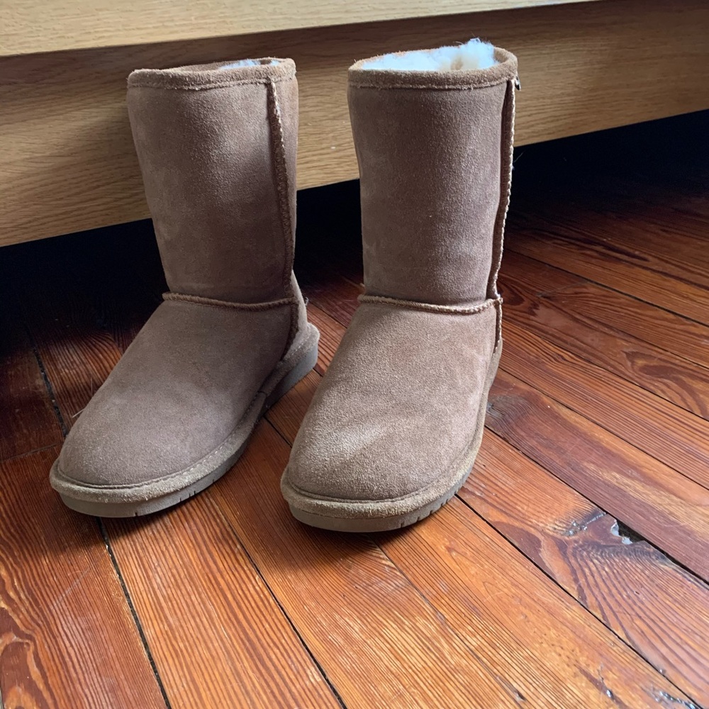BearPaw Brown Suede Boots